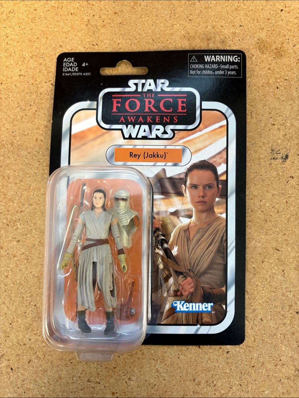 Star Wars Vintage Collection Rey Jakku Action Figure!